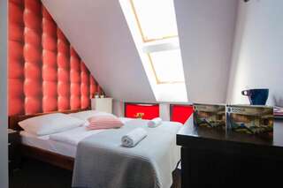 Апарт-отели Boogie Deluxe Old Town Вроцлав Двухместный номер с 1 кроватью и собственной ванной комнатой-47